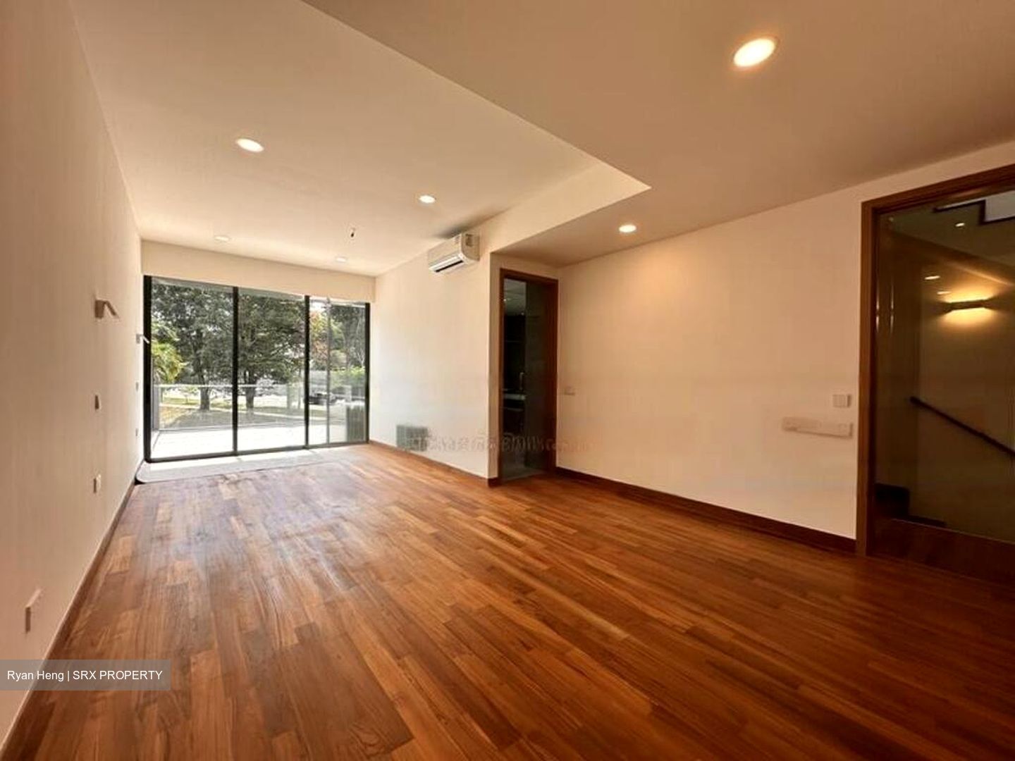 Chai Chee Road (D16), Terrace #479419921